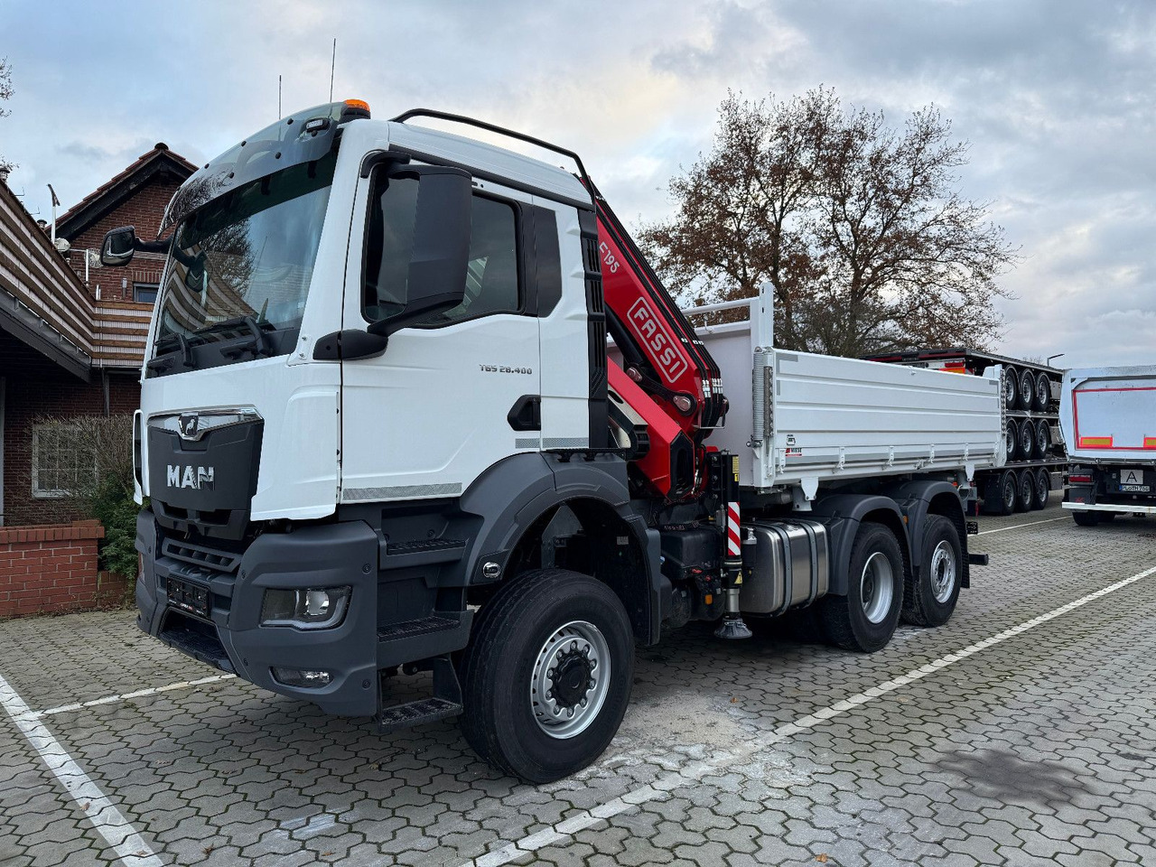 MAN TGS 26.400 6x4 Krankipper Fassi/SOFORT VERFÜGBAR - Camion benne, Camion grue: photos 3 MAN TGS 26.400 6x4 Krankipper Fassi/SOFORT VERFÜGBAR - Camion benne, Camion grue: photos 3