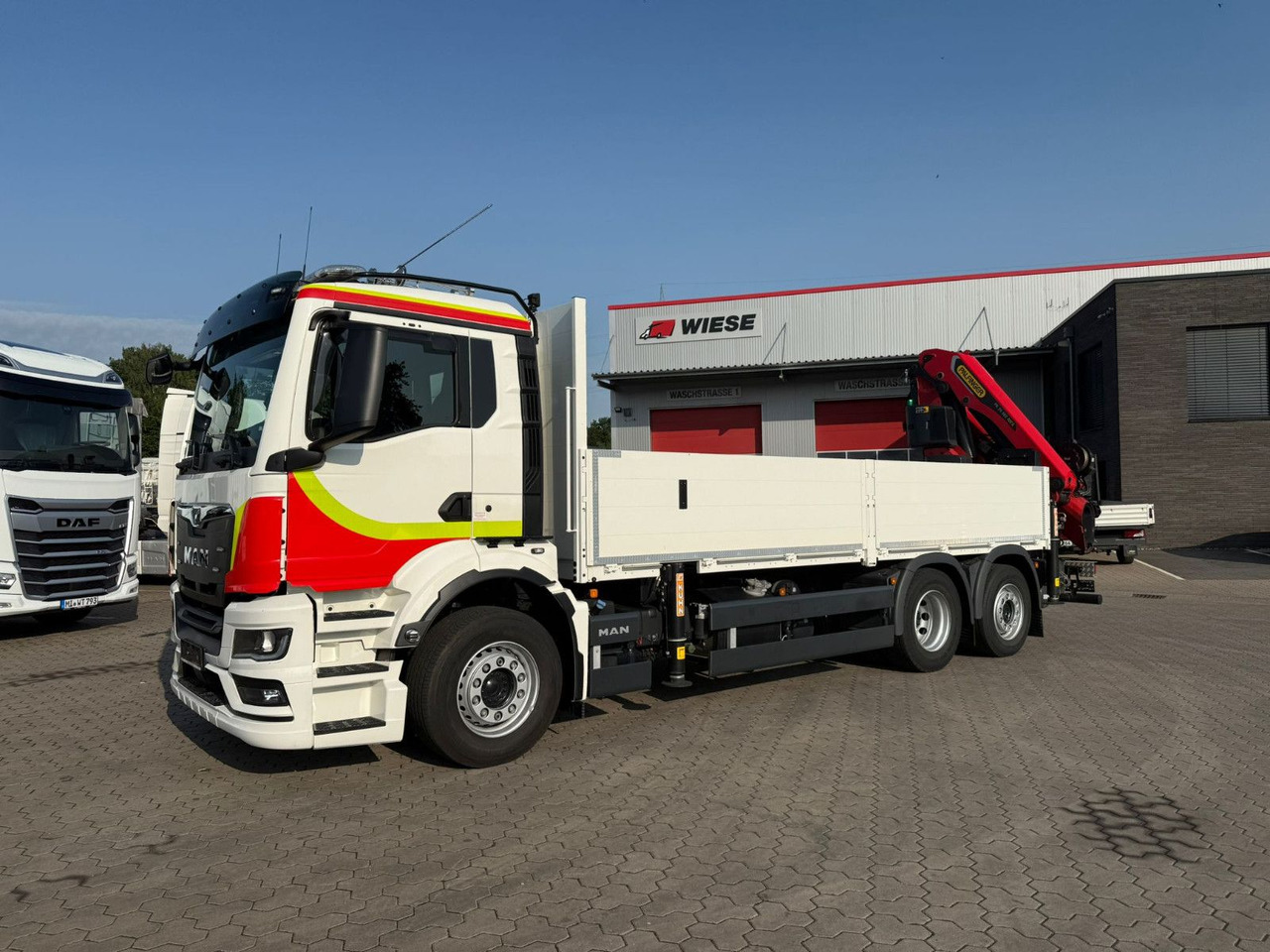 MAN TGS 26.430 Kran Palfinger PK 35.502 H, 5600 km - Camion plateau, Camion grue: photos 1 MAN TGS 26.430 Kran Palfinger PK 35.502 H, 5600 km - Camion plateau, Camion grue: photos 1