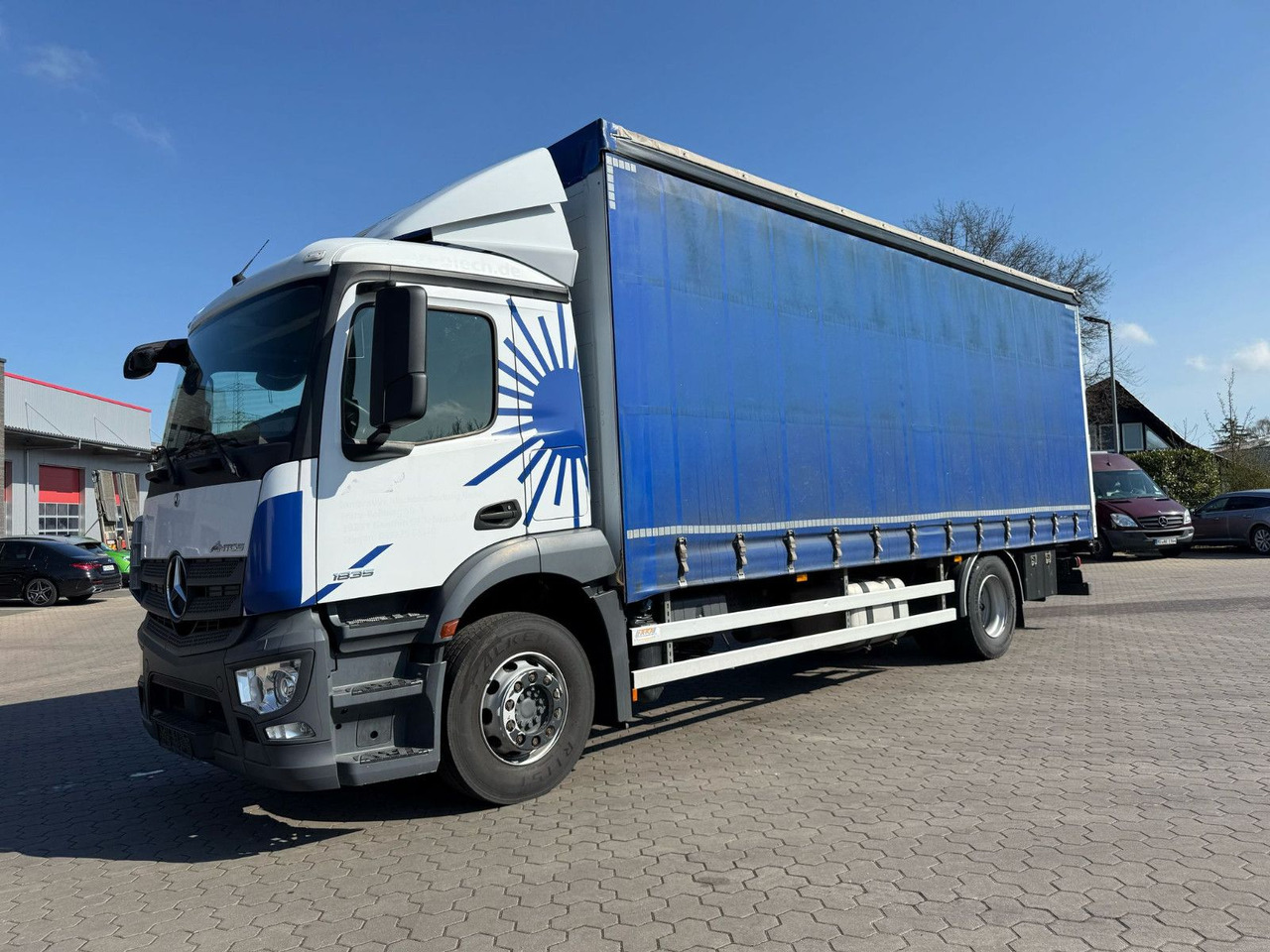 Mercedes-Benz Antos 1835 L - 4x2 Schiebeplane - Camion à rideaux coulissants: photos 2 Mercedes-Benz Antos 1835 L - 4x2 Schiebeplane - Camion à rideaux coulissants: photos 2