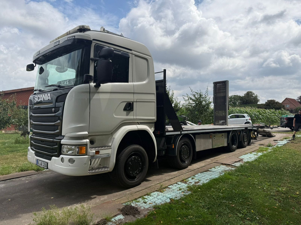Scania G450 Baumaschinentransporter mit Rampen - Camion plateau: photos 1 Scania G450 Baumaschinentransporter mit Rampen - Camion plateau: photos 1