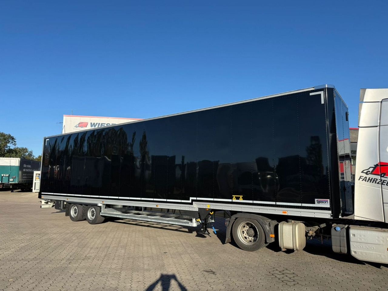 Talson TGG TAL 12/18 Mega Kofferauflieger 99m³ - Semi-remorque fourgon: photos 3 Talson TGG TAL 12/18 Mega Kofferauflieger 99m³ - Semi-remorque fourgon: photos 3