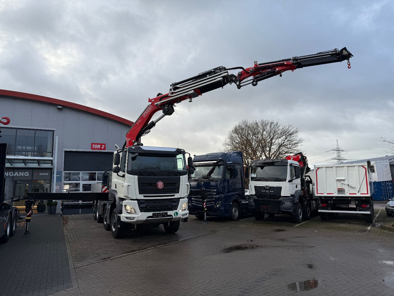 Tatra 41.500 8x8 Phoenix Fassi F710 Kran - Camion plateau, Camion grue: photos 2 Tatra 41.500 8x8 Phoenix Fassi F710 Kran - Camion plateau, Camion grue: photos 2