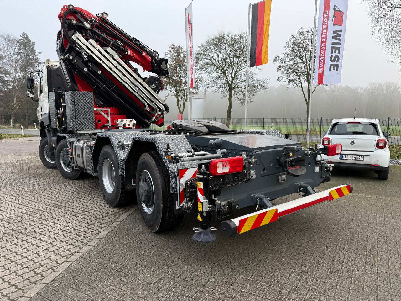Tatra 41.500 8x8 Phoenix Fassi F710 Kran - Camion plateau, Camion grue: photos 4 Tatra 41.500 8x8 Phoenix Fassi F710 Kran - Camion plateau, Camion grue: photos 4