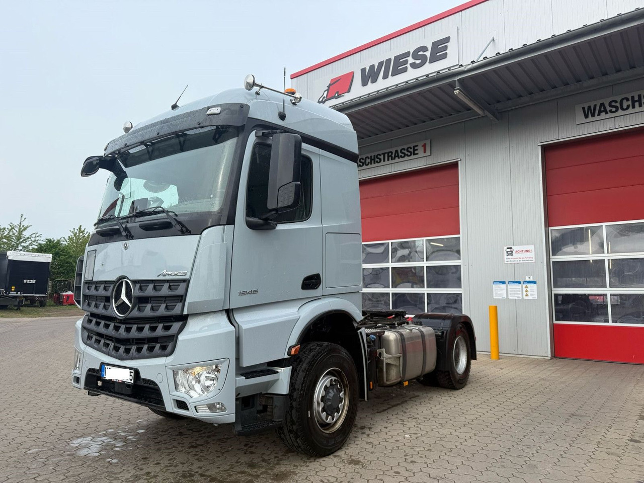 Mercedes-Benz Arocs 1848 4x4 HAD Allrad mit Hydraulik LOF - Tracteur routier: photos 1 Mercedes-Benz Arocs 1848 4x4 HAD Allrad mit Hydraulik LOF - Tracteur routier: photos 1