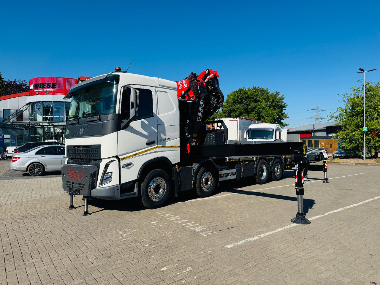 Camion grue Volvo FH 500 8x2 mit F710RA.2.27 L426 und V20 Winde: photos 13