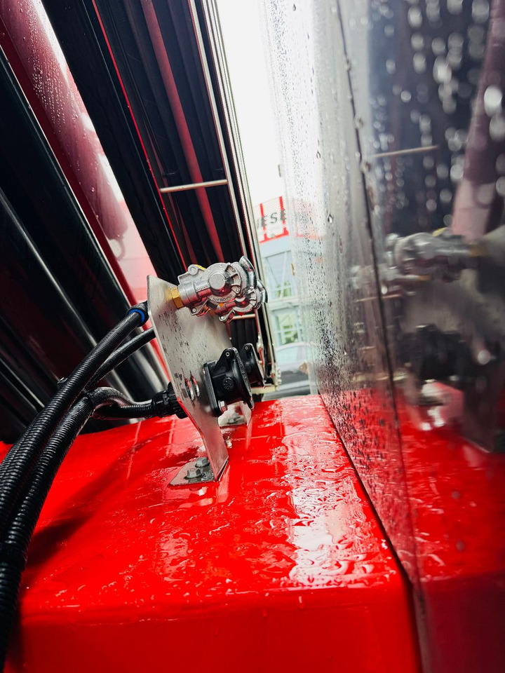 Camion grue Volvo FH540 10x4 mit F1150 Ladekran, Sattelzugmaschine: photos 14 Camion grue Volvo FH540 10x4 mit F1150 Ladekran, Sattelzugmaschine: photos 14