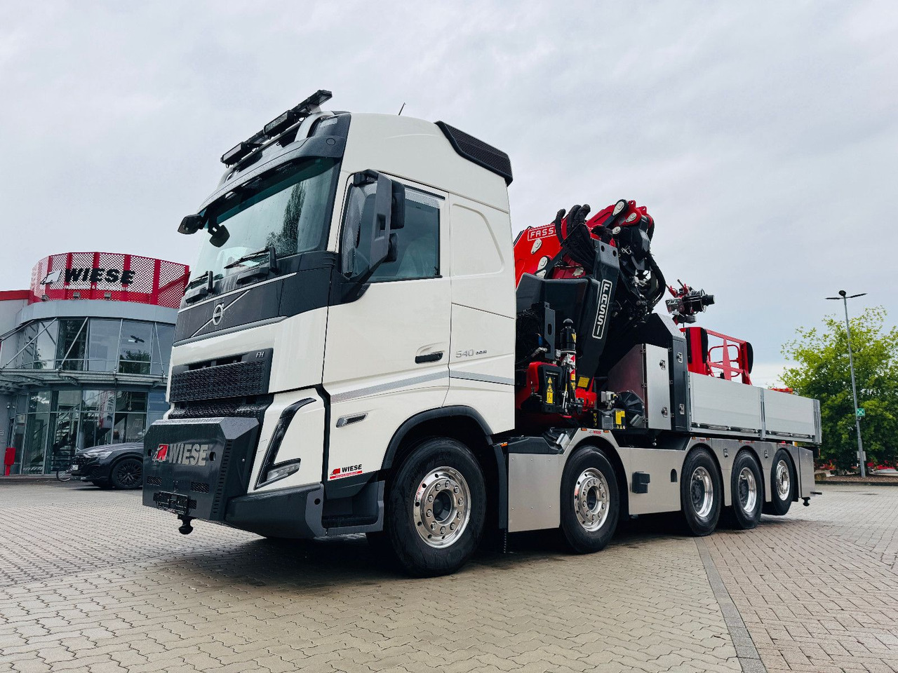 Volvo FH540 10x4 mit F1150 Ladekran, Sattelzugmaschine - Camion grue: photos 4 Volvo FH540 10x4 mit F1150 Ladekran, Sattelzugmaschine - Camion grue: photos 4