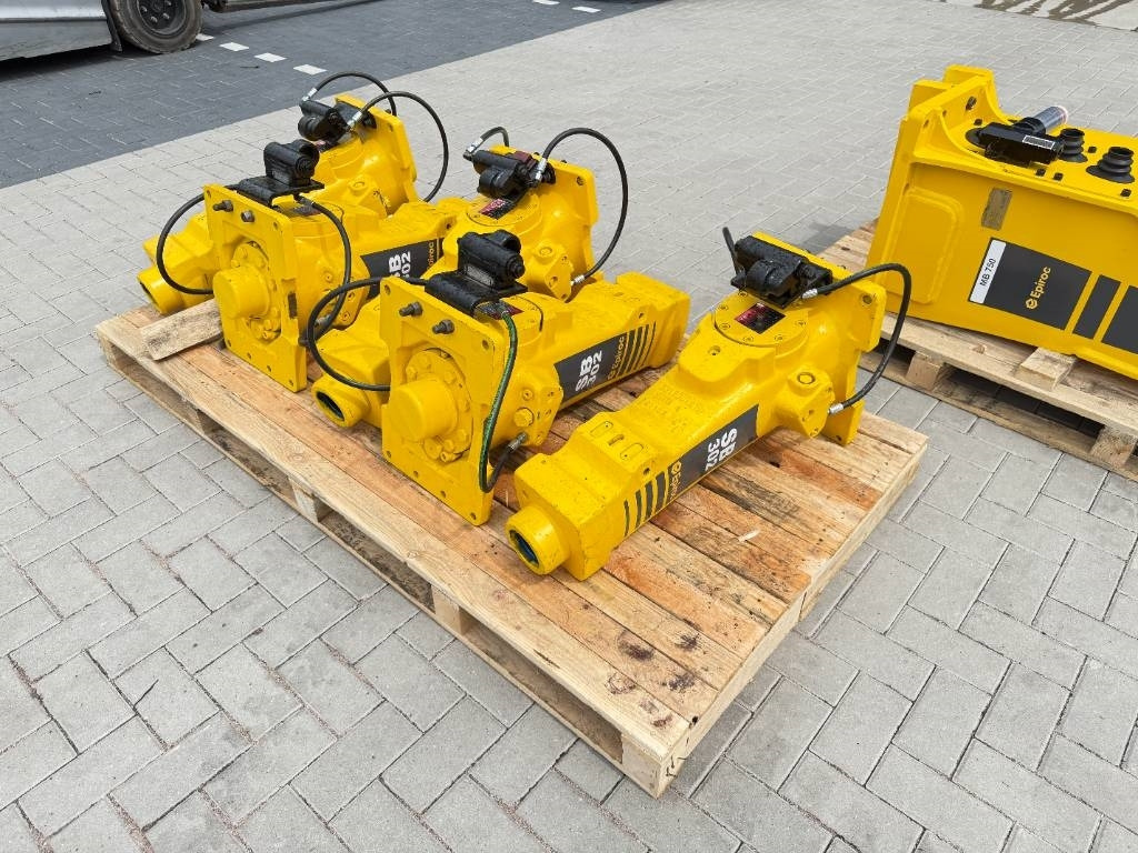 Epiroc ATLAS Copco MB750 - Marteau hydraulique pour Engins de chantier: photos 2 Epiroc ATLAS Copco MB750 - Marteau hydraulique pour Engins de chantier: photos 2