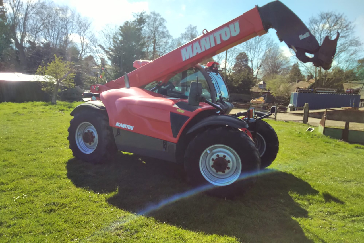 MANITOU MLT 840 137 - Chariot télescopique: photos 2 MANITOU MLT 840 137 - Chariot télescopique: photos 2