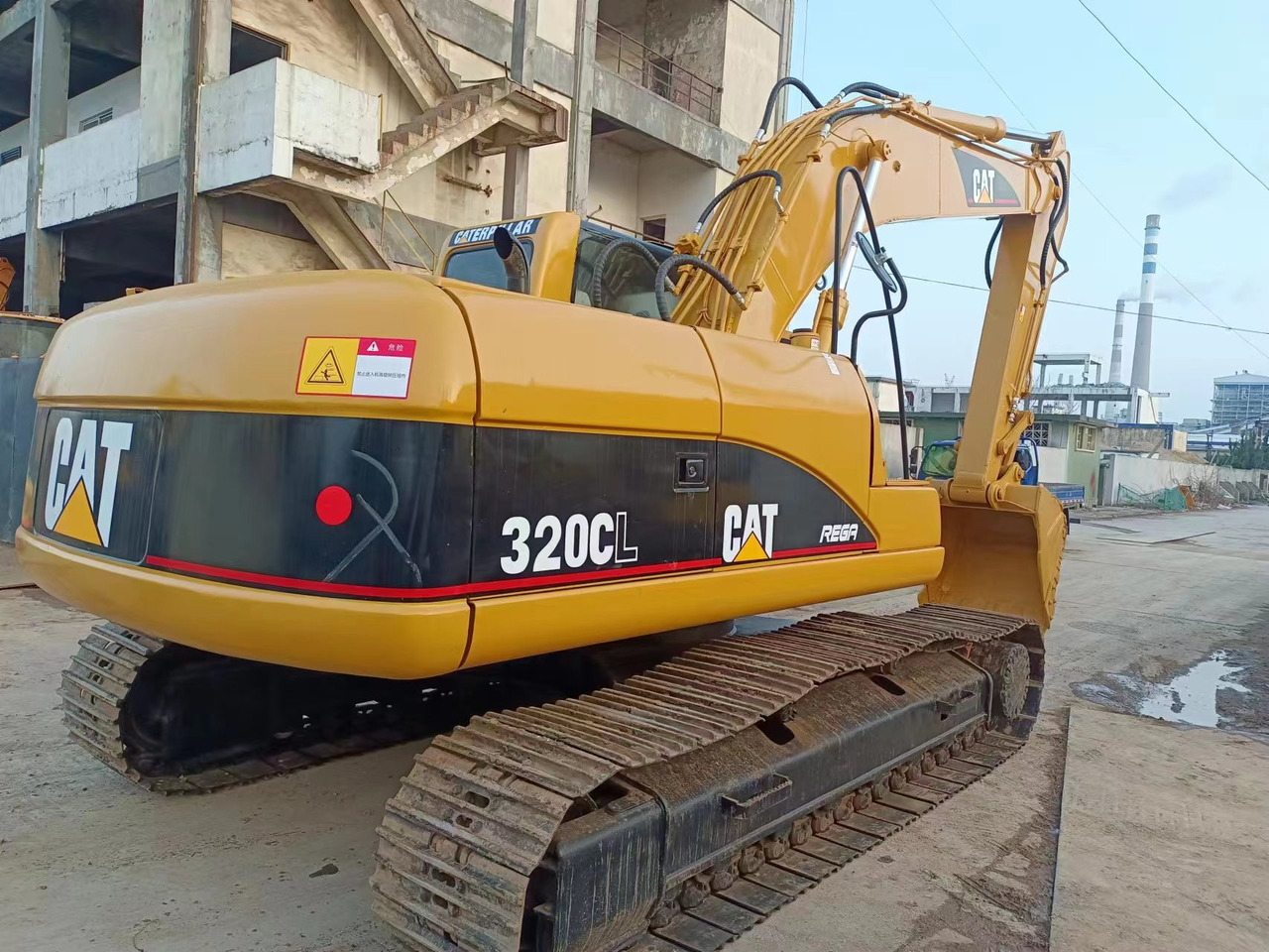 CATERPILLAR 320CL - Pelle sur chenille: photos 1 CATERPILLAR 320CL - Pelle sur chenille: photos 1