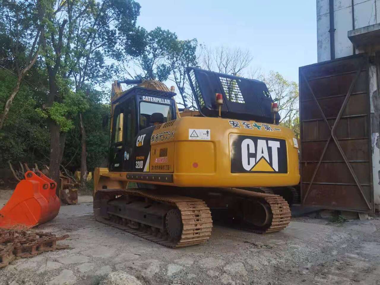 CATERPILLAR 320D - Pelle sur chenille: photos 2 CATERPILLAR 320D - Pelle sur chenille: photos 2