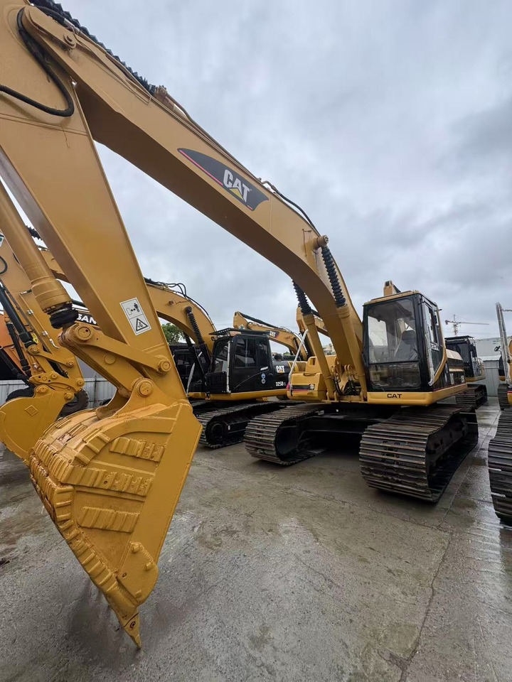 CATERPILLAR 325BL - Pelle sur chenille: photos 3 CATERPILLAR 325BL - Pelle sur chenille: photos 3