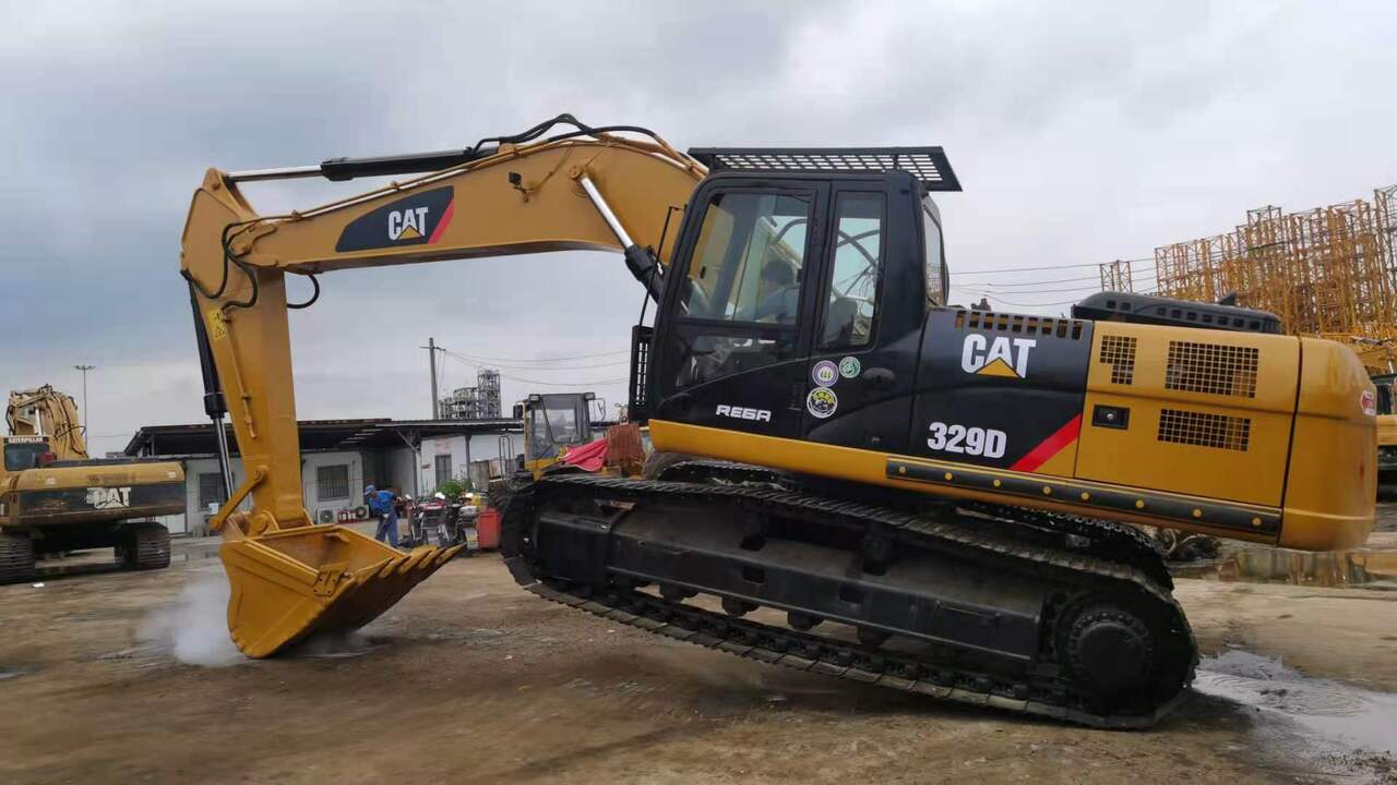 CATERPILLAR 329D - Pelle sur chenille: photos 4 CATERPILLAR 329D - Pelle sur chenille: photos 4