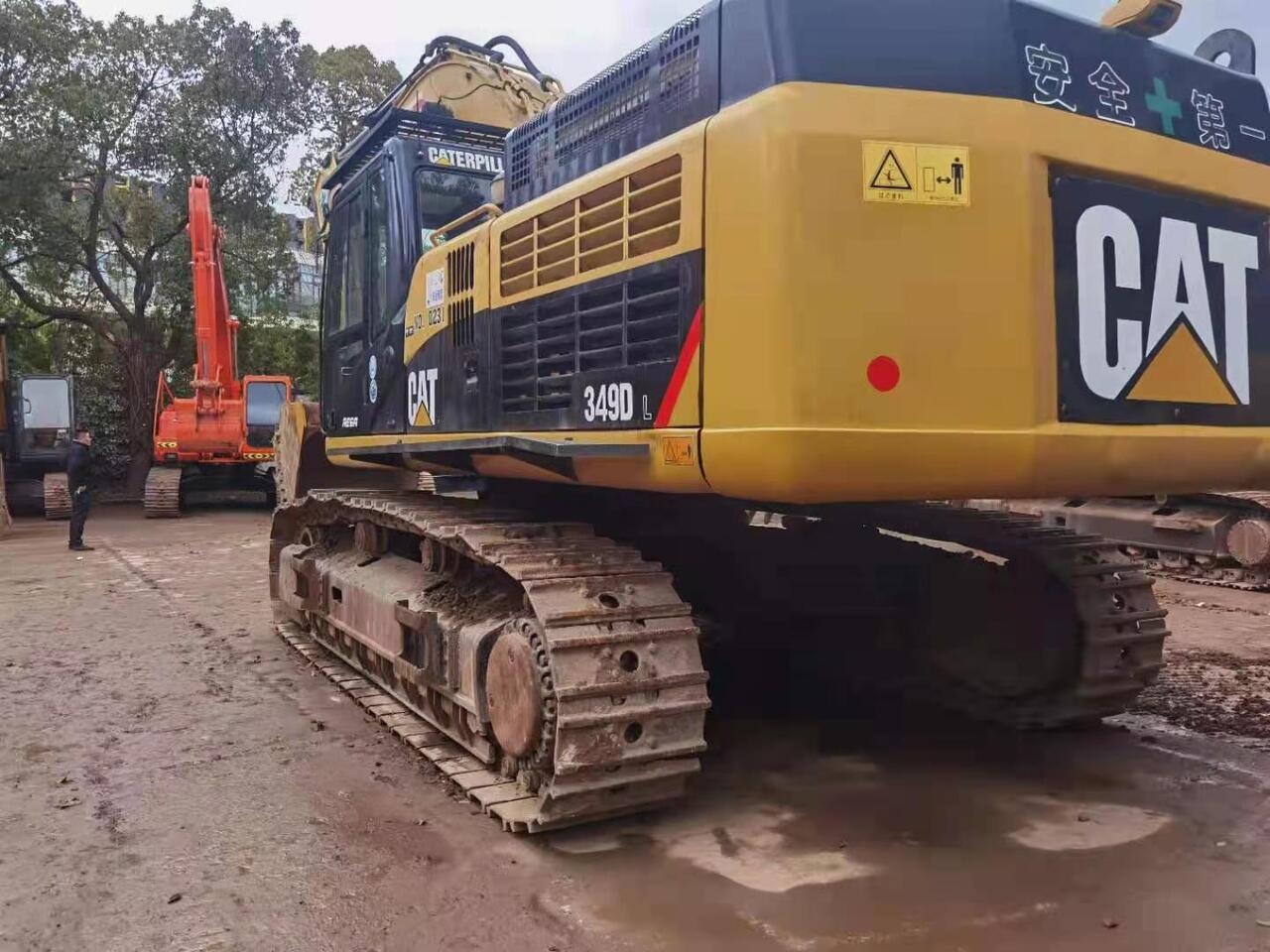 CATERPILLAR 349DL - Pelle sur chenille: photos 1 CATERPILLAR 349DL - Pelle sur chenille: photos 1