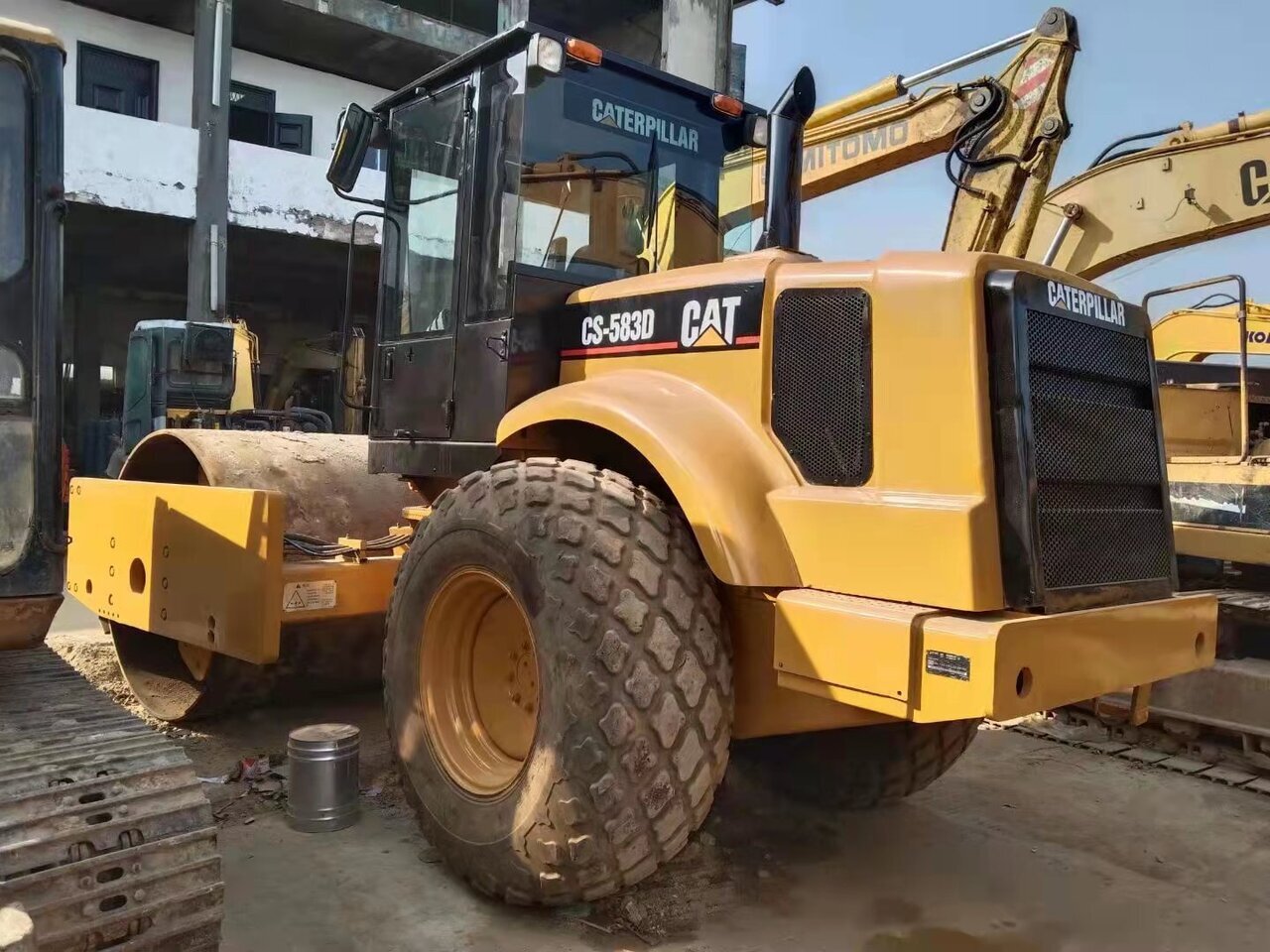 CATERPILLAR CS583D - Compacteur: photos 1 CATERPILLAR CS583D - Compacteur: photos 1
