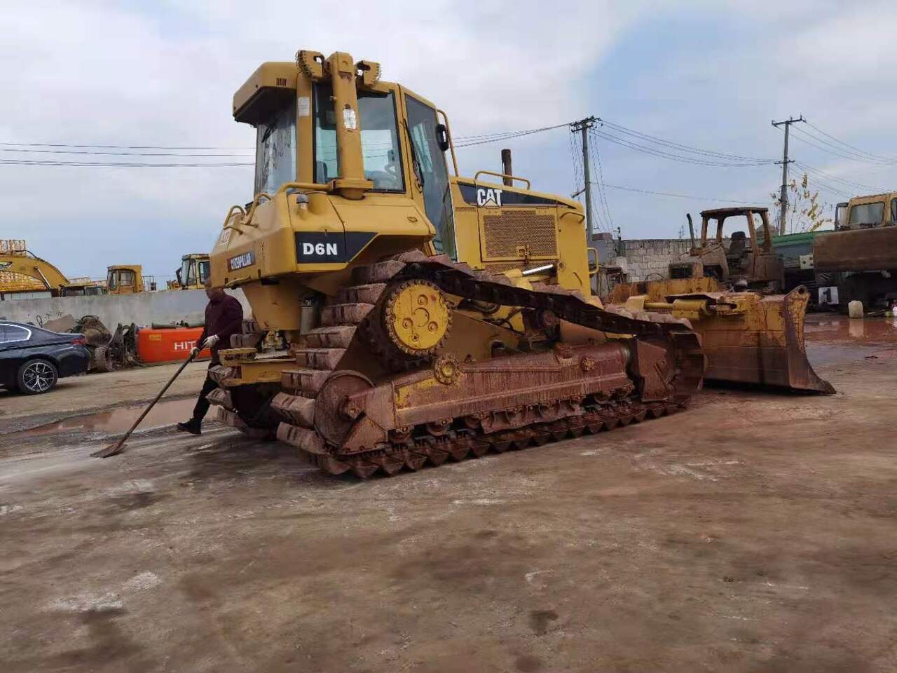 CATERPILLAR D6N - Bulldozer: photos 4 CATERPILLAR D6N - Bulldozer: photos 4