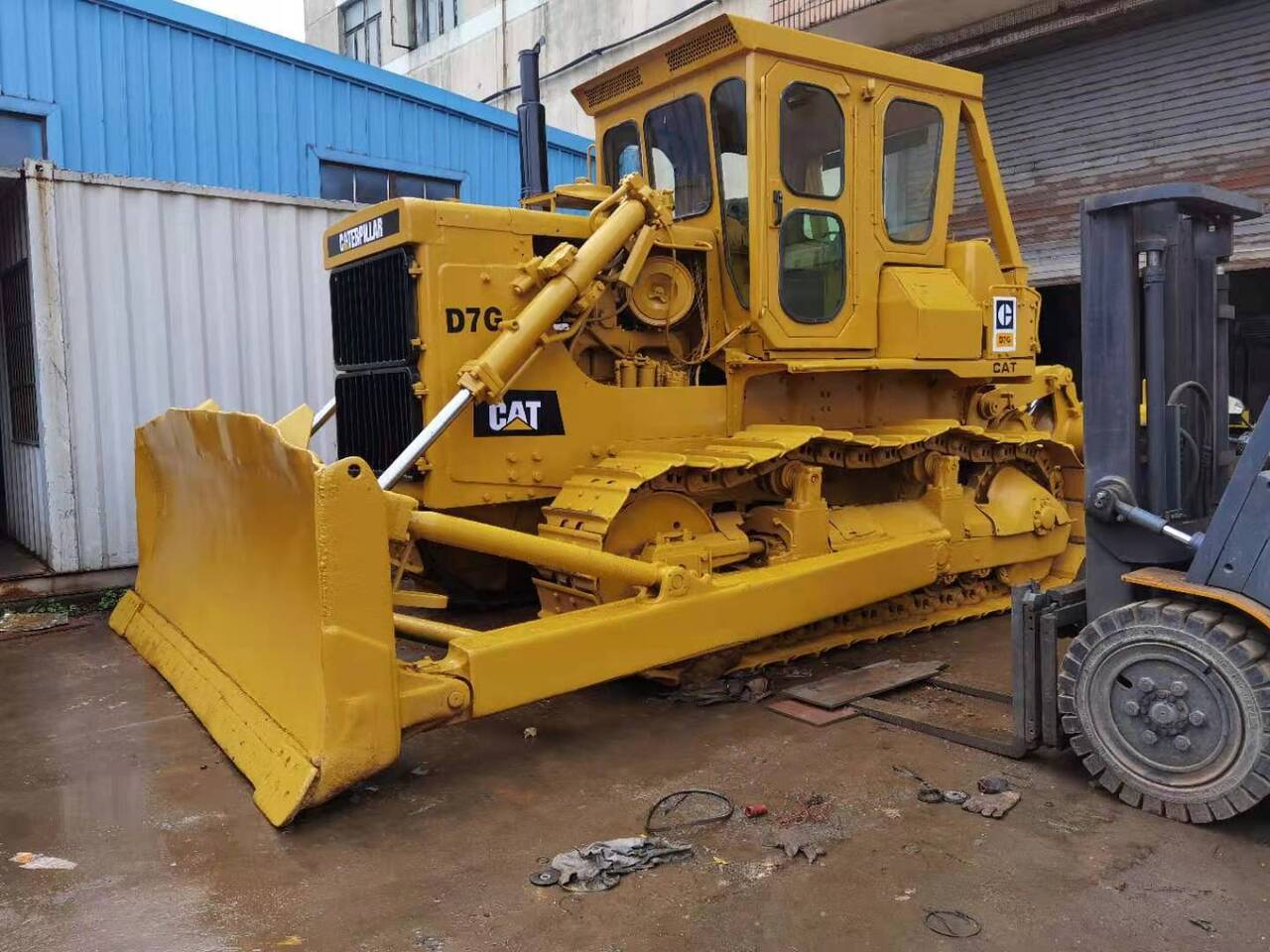 CATERPILLAR D7G - Bulldozer: photos 1 CATERPILLAR D7G - Bulldozer: photos 1
