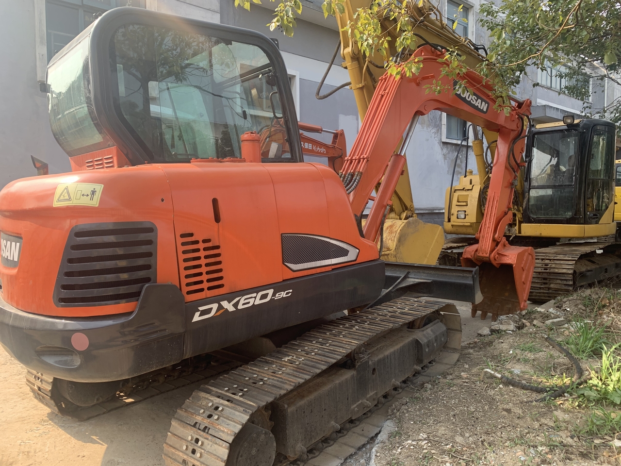 DOOSAN DX60-9 - Mini pelle: photos 2 DOOSAN DX60-9 - Mini pelle: photos 2
