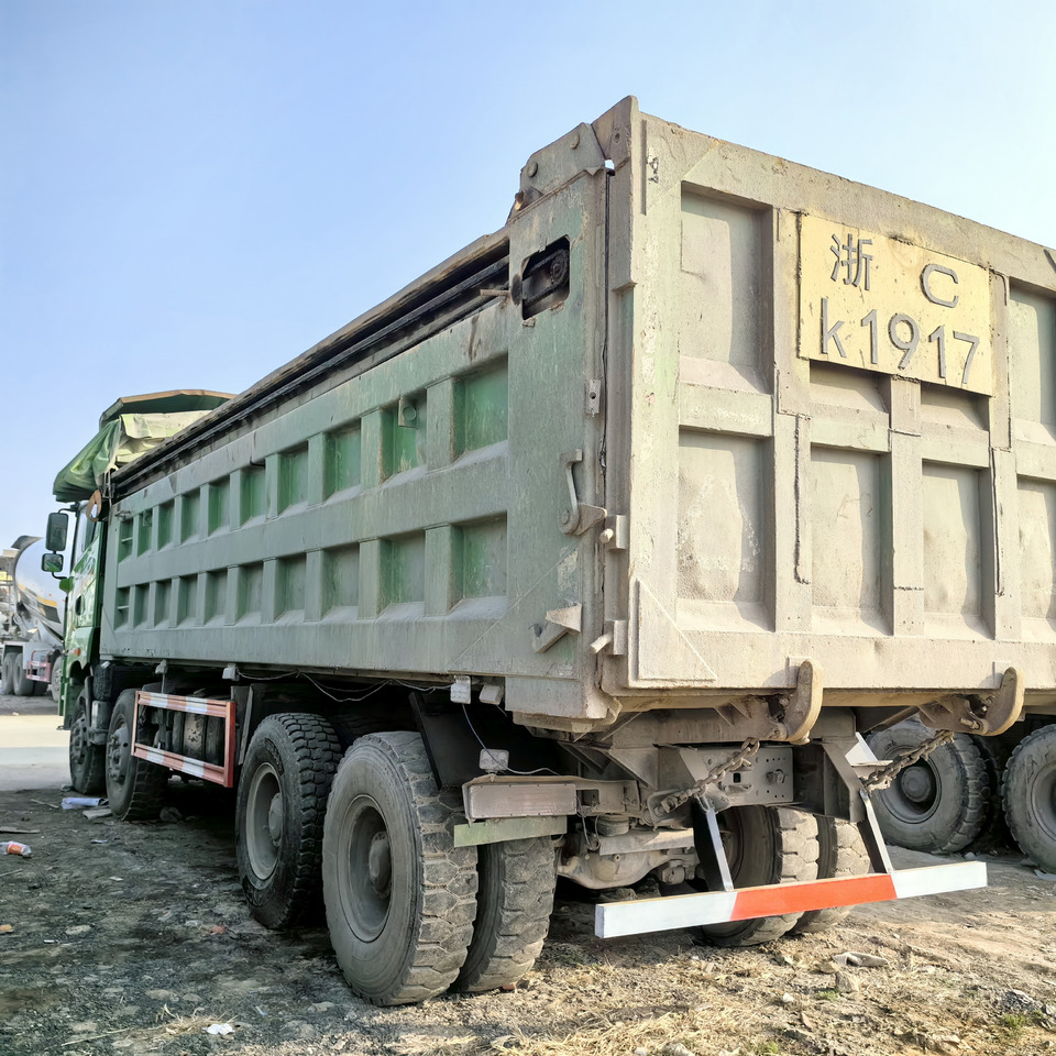FAW China 8x4 430hp-Green Tipper - Camion benne: photos 3 FAW China 8x4 430hp-Green Tipper - Camion benne: photos 3