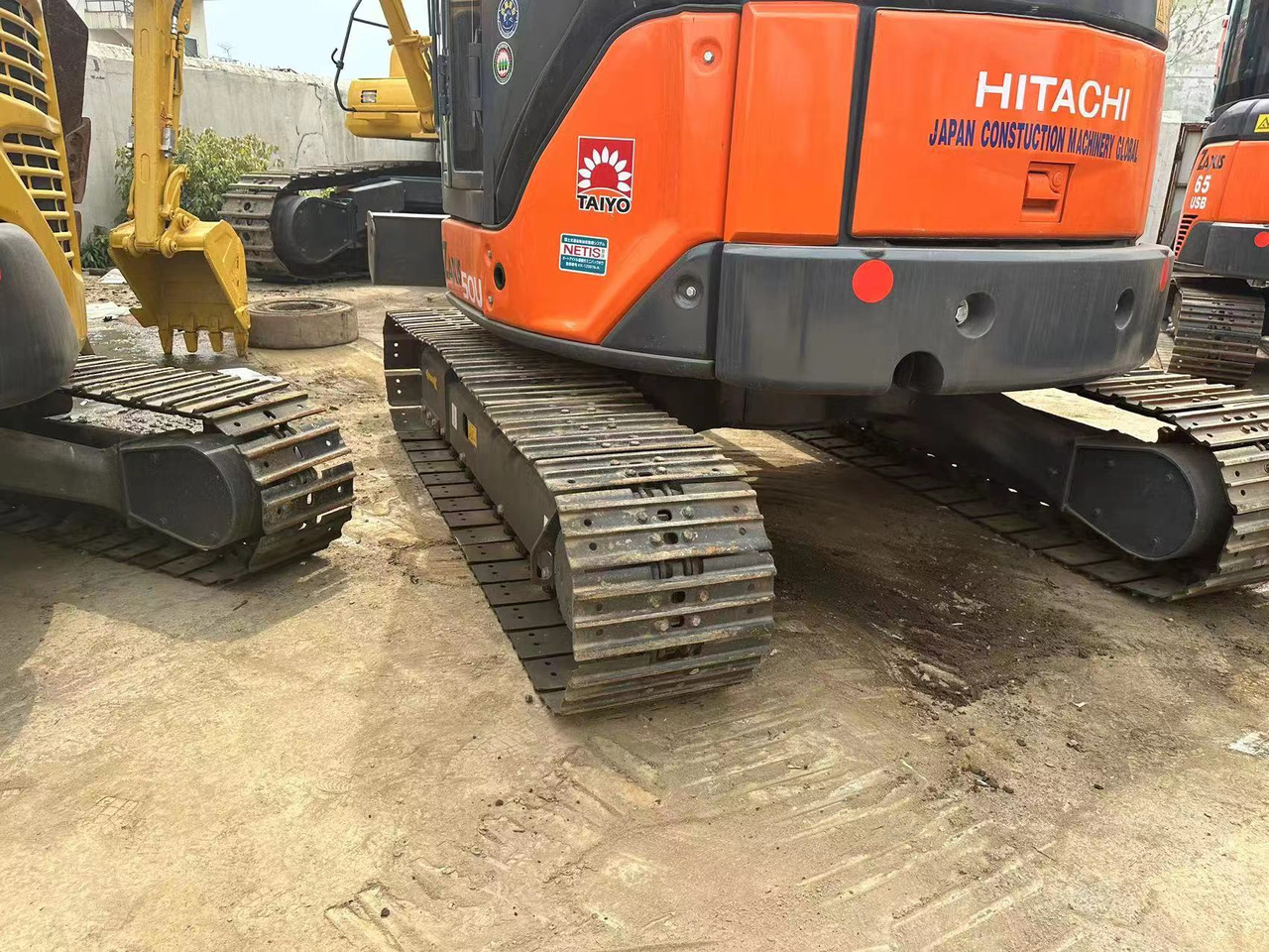 HITACHI ZX50U-2 - Mini pelle: photos 4 HITACHI ZX50U-2 - Mini pelle: photos 4