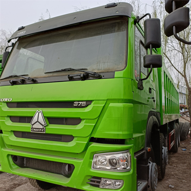 HOWO 8x4 375-Tipper - Camion benne: photos 2 HOWO 8x4 375-Tipper - Camion benne: photos 2