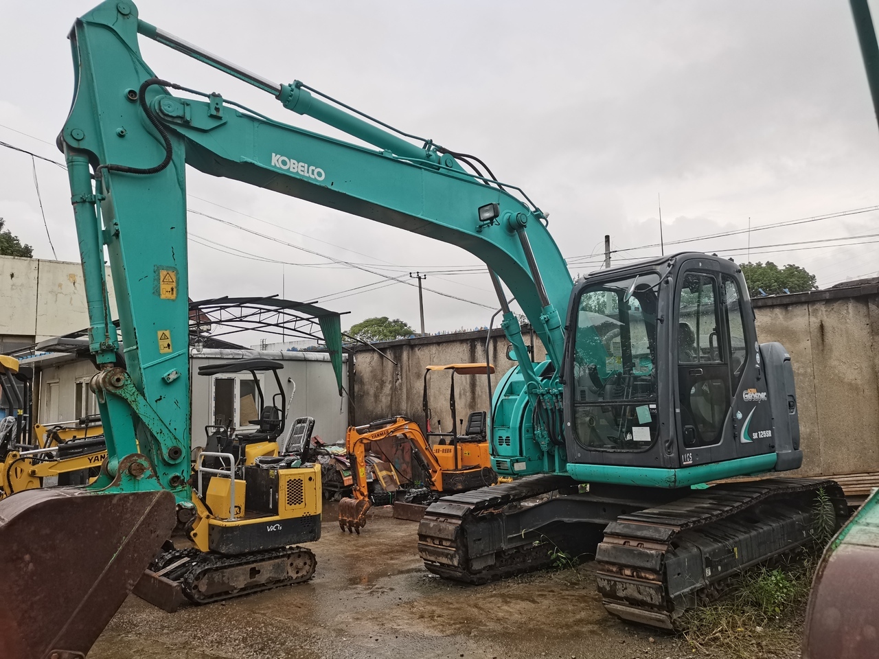 KOBELCO SK125SR - Pelle sur chenille: photos 1 KOBELCO SK125SR - Pelle sur chenille: photos 1