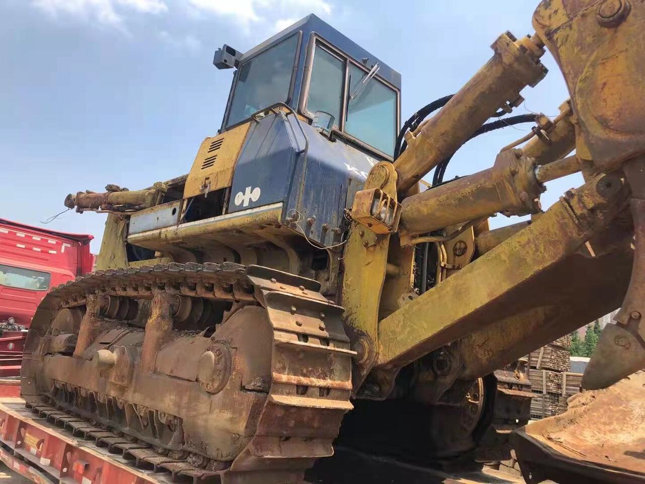 KOMATSU D155A-2 - Bulldozer: photos 1 KOMATSU D155A-2 - Bulldozer: photos 1