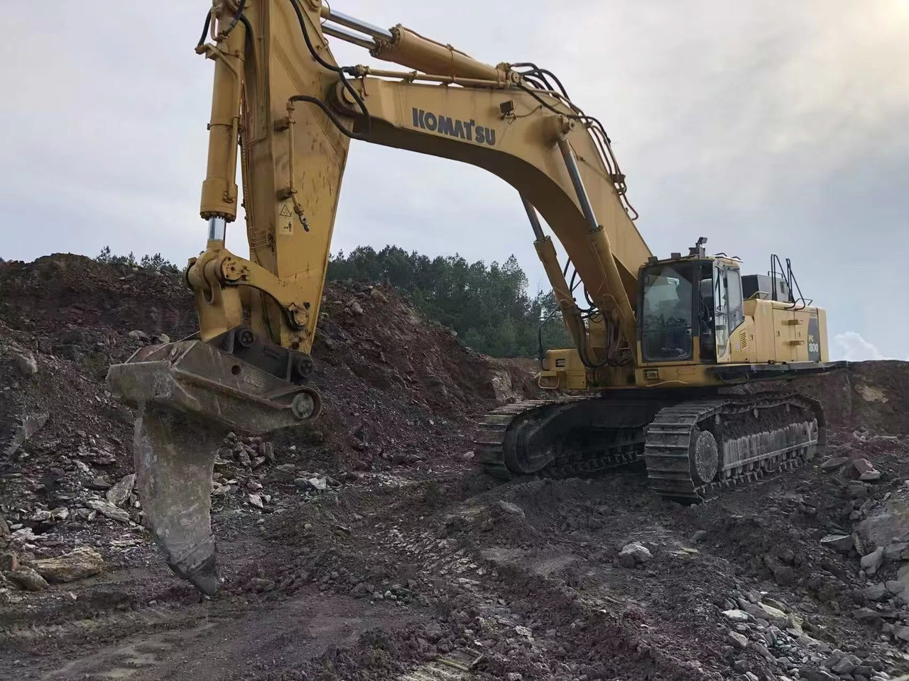 KOMATSU PC800-7 - Pelle sur chenille: photos 2 KOMATSU PC800-7 - Pelle sur chenille: photos 2