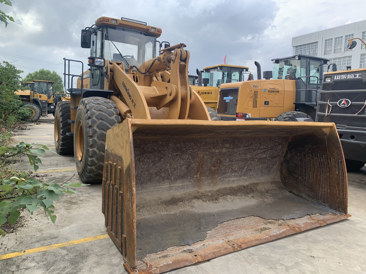 LIUGONG LG862-wheel loader - Chargeuse sur pneus: photos 2 LIUGONG LG862-wheel loader - Chargeuse sur pneus: photos 2