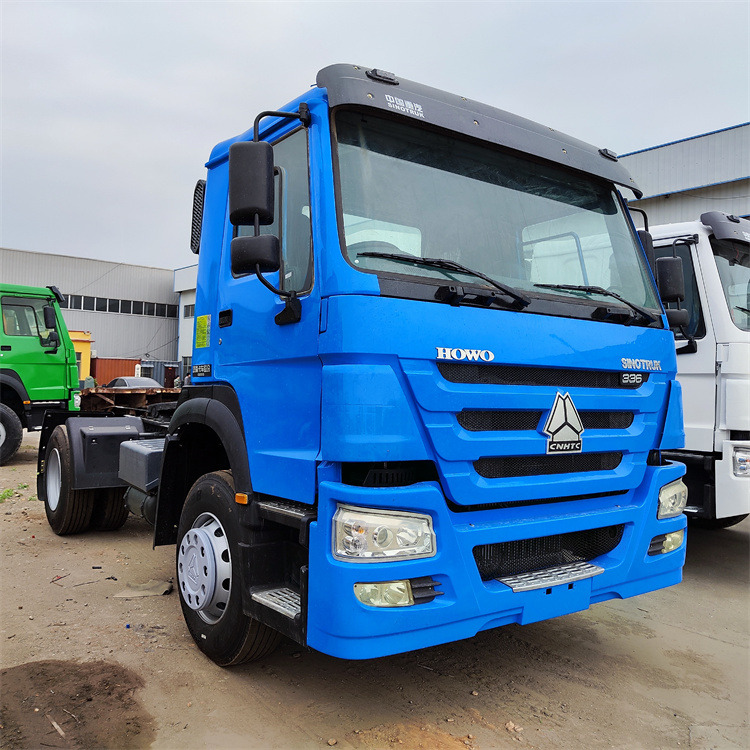 HOWO HOWO 6x4 336 truck tractors-blue - Tracteur routier: photos 2 HOWO HOWO 6x4 336 truck tractors-blue - Tracteur routier: photos 2