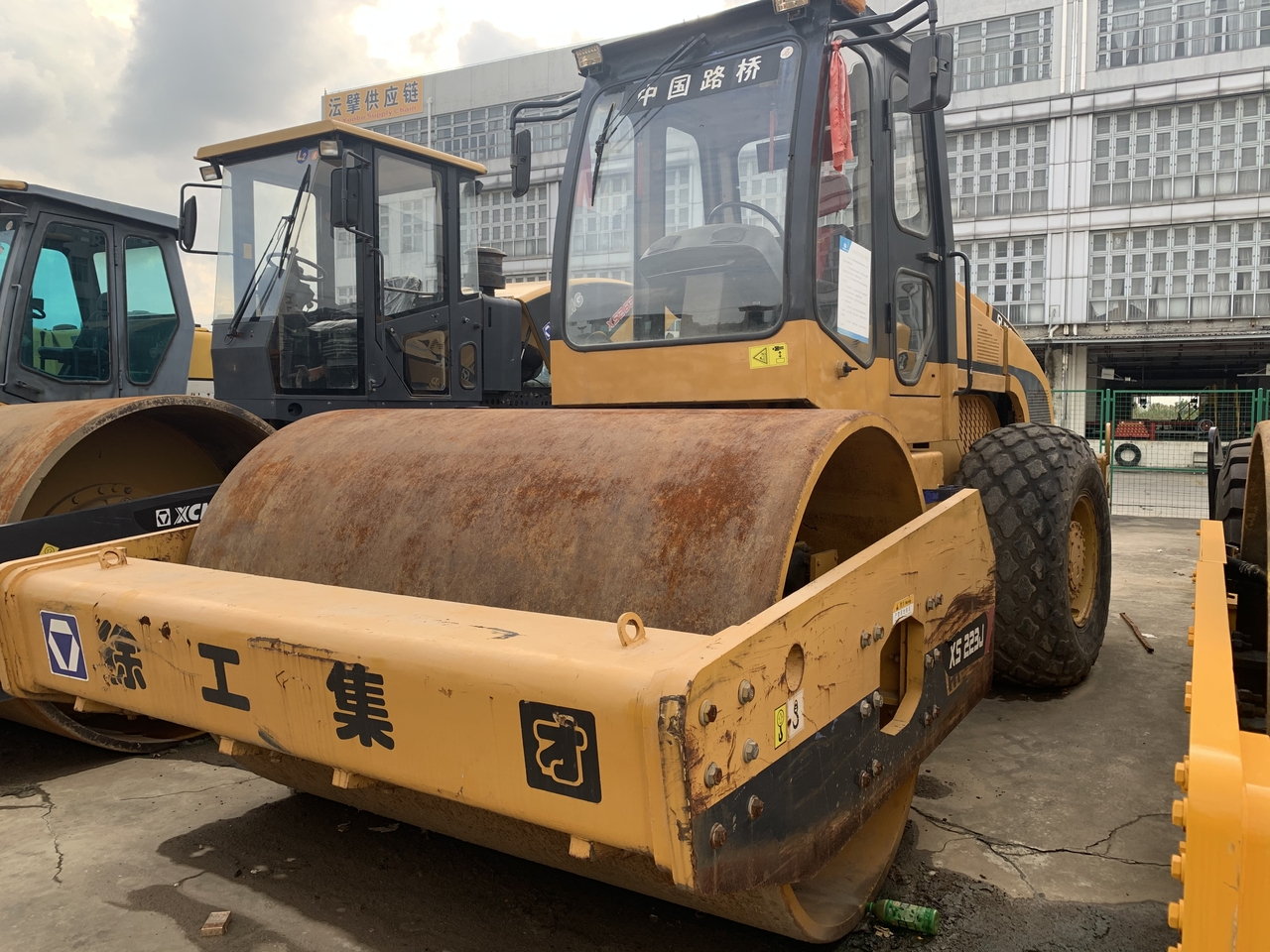 XCMG XS223J - Compacteur: photos 2 XCMG XS223J - Compacteur: photos 2