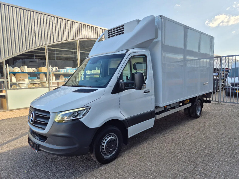 Mercedes-Benz Sprinter 519 CDI/ Kuhlkoffer/ TK V500 MAX MT/ -20+20 - Utilitaire frigorifique: photos 5 Mercedes-Benz Sprinter 519 CDI/ Kuhlkoffer/ TK V500 MAX MT/ -20+20 - Utilitaire frigorifique: photos 5