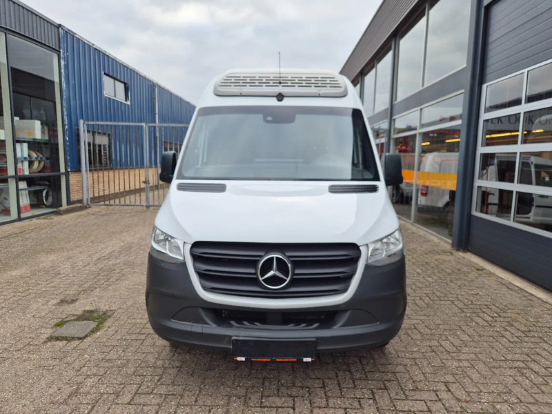 Mercedes-Benz Sprinter 519 CDI/ Kuhlwagen/ L3H2/ TK V300 MAX/ EURO 6E - Utilitaire frigorifique: photos 4 Mercedes-Benz Sprinter 519 CDI/ Kuhlwagen/ L3H2/ TK V300 MAX/ EURO 6E - Utilitaire frigorifique: photos 4