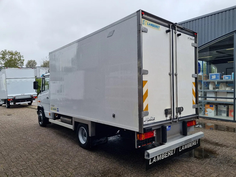 Mercedes-Benz Vario 816D/ Kuhlkoffer/ Carrier Supra 750mt/ Trennwand - Camion frigorifique: photos 5 Mercedes-Benz Vario 816D/ Kuhlkoffer/ Carrier Supra 750mt/ Trennwand - Camion frigorifique: photos 5