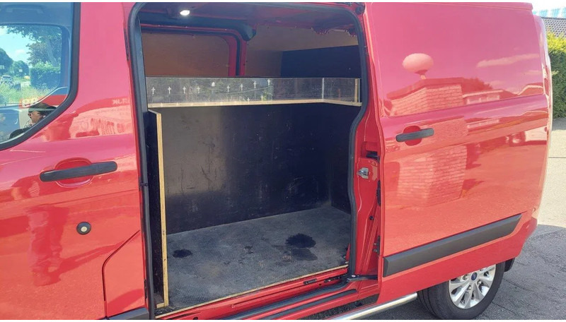 Fourgonnette Ford Transit Custom 2.0 130PK: photos 13