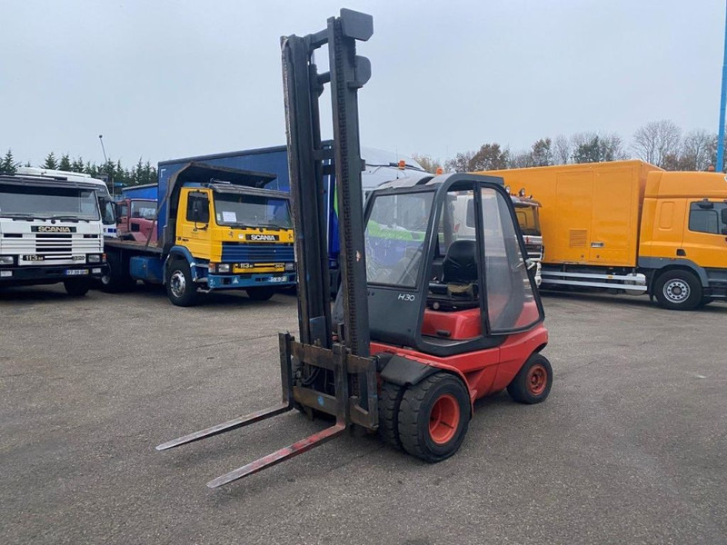 Linde H30 H 30 Diesel !!!LOW HOURS!!! - Chariot élévateur diesel: photos 1 Linde H30 H 30 Diesel !!!LOW HOURS!!! - Chariot élévateur diesel: photos 1