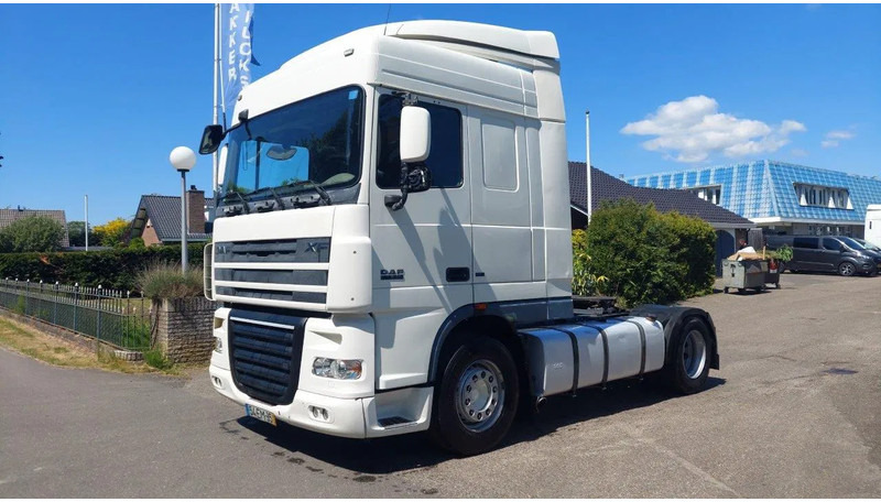 DAF XF 105.410 4x2 - Tracteur routier: photos 1 DAF XF 105.410 4x2 - Tracteur routier: photos 1