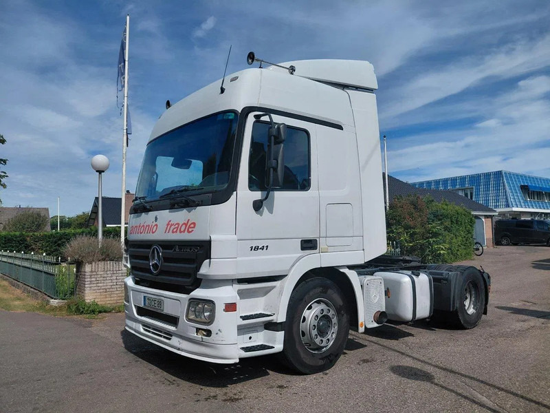 Mercedes-Benz Actros 1841 4x2 3 Pedels RETARDER - Tracteur routier: photos 1 Mercedes-Benz Actros 1841 4x2 3 Pedels RETARDER - Tracteur routier: photos 1