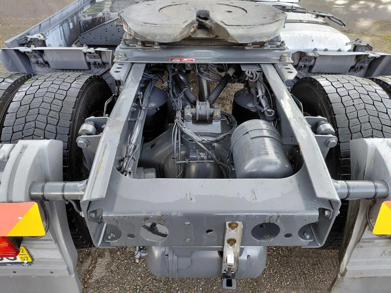 Tracteur routier Mercedes-Benz Axor 1843 2 Pieces 4x2 Retarder: photos 7 Tracteur routier Mercedes-Benz Axor 1843 2 Pieces 4x2 Retarder: photos 7