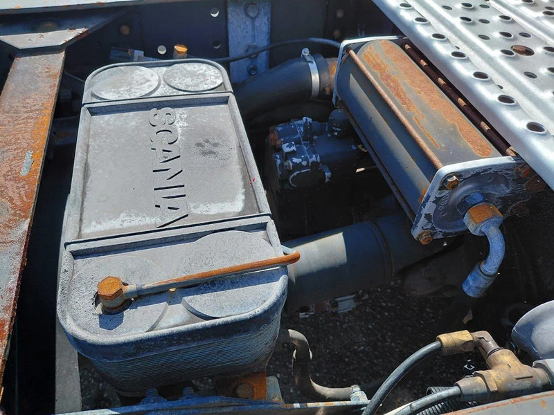 Scania P124-420 MANUAL + RETARDER !!!! 2 PIPES !!!! - Tracteur routier: photos 5 Scania P124-420 MANUAL + RETARDER !!!! 2 PIPES !!!! - Tracteur routier: photos 5