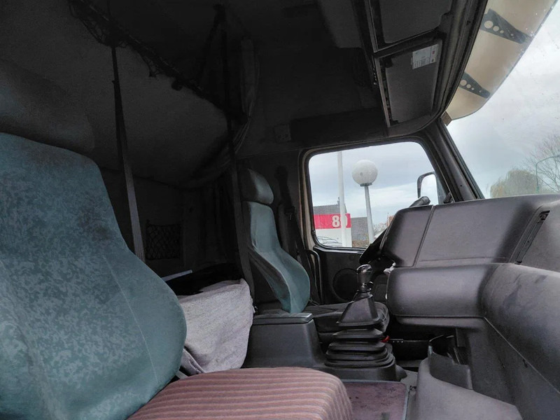 Volvo FH 12.380 MANUAL 3+3 GEARBOX - Tracteur routier: photos 5 Volvo FH 12.380 MANUAL 3+3 GEARBOX - Tracteur routier: photos 5