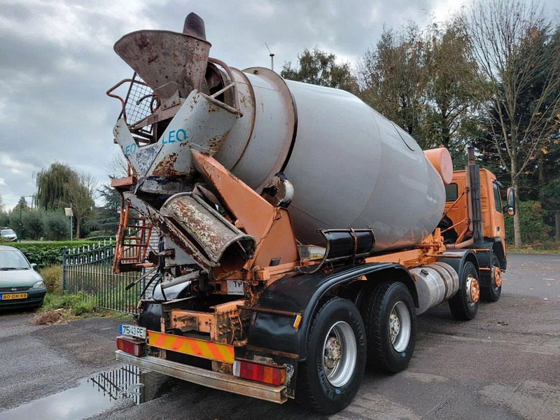 Volvo FM 12 8x4 Mixer Steel - Camion malaxeur: photos 3 Volvo FM 12 8x4 Mixer Steel - Camion malaxeur: photos 3