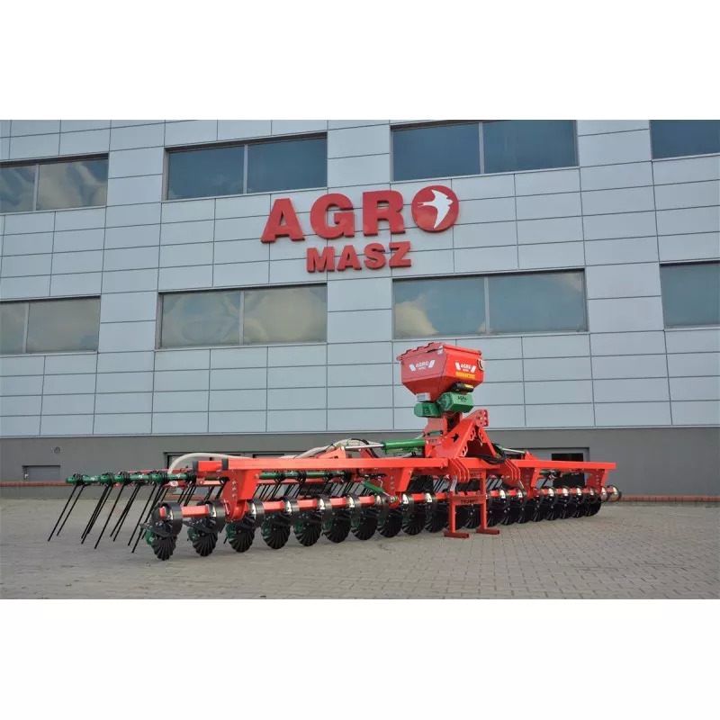 AGRO-MASZ Brona Mulczowa BM75 - Herse étrille: photos 2 AGRO-MASZ Brona Mulczowa BM75 - Herse étrille: photos 2