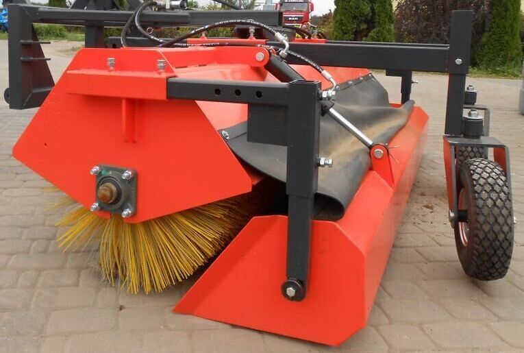 METAL-TECHNIK Zamiatarka 1,6/Sweeper - Brosse pour Balayeuse de voirie: photos 5 METAL-TECHNIK Zamiatarka 1,6/Sweeper - Brosse pour Balayeuse de voirie: photos 5