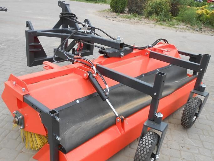 METAL-TECHNIK Zamiatarka 2m/ New Sweeper / Barredora de 2 m - Brosse pour Balayeuse de voirie: photos 4 METAL-TECHNIK Zamiatarka 2m/ New Sweeper / Barredora de 2 m - Brosse pour Balayeuse de voirie: photos 4