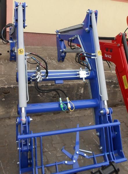 Metal-Technik Frontlader für Fendt/ Front loader/ Ładowacz TUR - Chargeur frontal pour tracteur pour Tracteur agricole: photos 5 Metal-Technik Frontlader für Fendt/ Front loader/ Ładowacz TUR - Chargeur frontal pour tracteur pour Tracteur agricole: photos 5