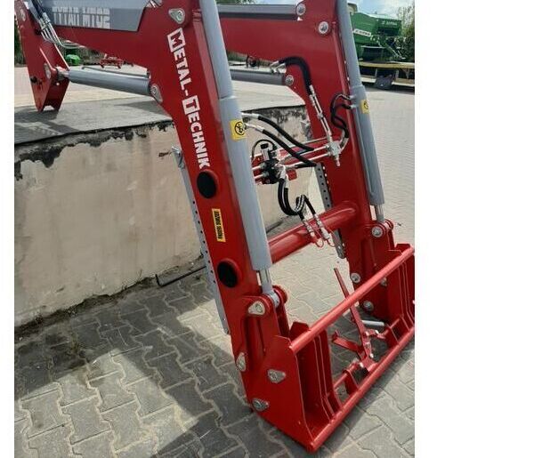 Metal-Technik Frontlader für Ursus 1224 / Ładowacz czołowy do Ursus 1224 - Chargeur frontal pour tracteur: photos 2 Metal-Technik Frontlader für Ursus 1224 / Ładowacz czołowy do Ursus 1224 - Chargeur frontal pour tracteur: photos 2