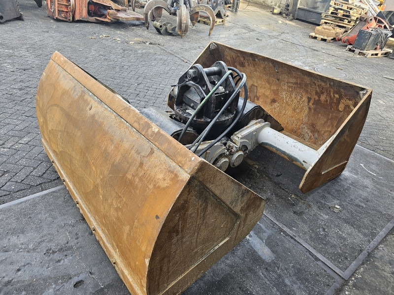 2000l clamshell bucket kinshofer c40hpx zandgrijper - Benne preneuse pour Engins de chantier: photos 5 2000l clamshell bucket kinshofer c40hpx zandgrijper - Benne preneuse pour Engins de chantier: photos 5