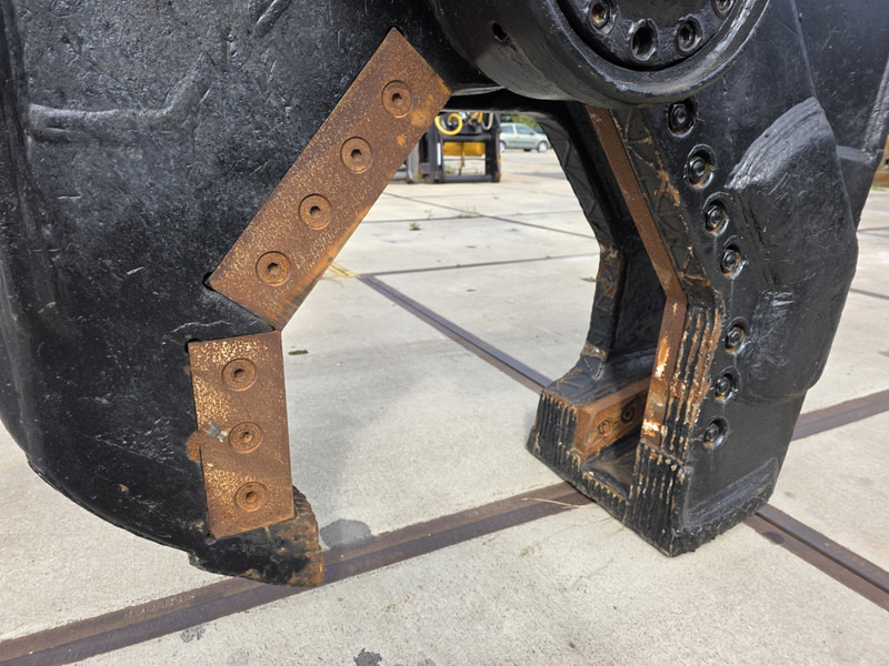 Hitachi zx210 scrap shear verachtert genesis labounty italmek sennebogen liebherr - Pelle de manutention: photos 5 Hitachi zx210 scrap shear verachtert genesis labounty italmek sennebogen liebherr - Pelle de manutention: photos 5