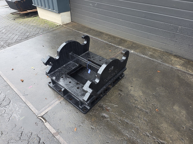 Kopplaat cw 45 breedt adaptor plate - Attache rapide pour Engins de chantier: photos 2 Kopplaat cw 45 breedt adaptor plate - Attache rapide pour Engins de chantier: photos 2